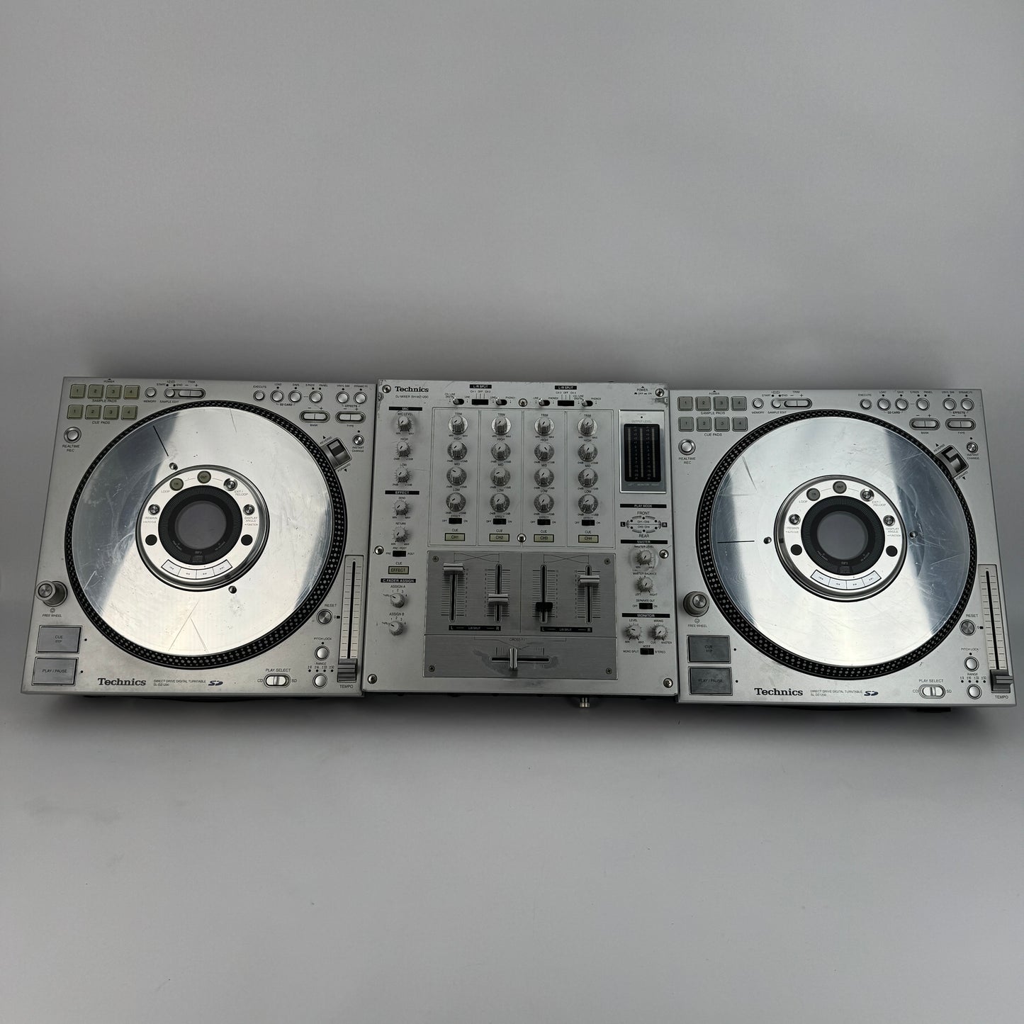 Technics SL-DZ1200 Pair & SH-MZ1200 Silver DJ Turntable Mixer & Rane Serato Scratch Live