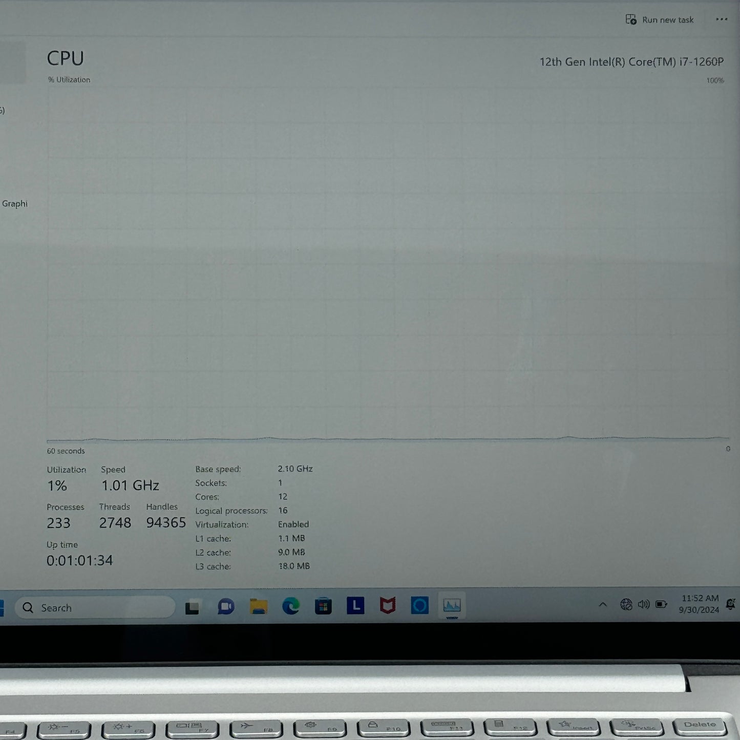 Lenovo Slim 7 14" Touch Screen Laptop Core i7-1260P 2.10 16GB RAM 512GB SSD