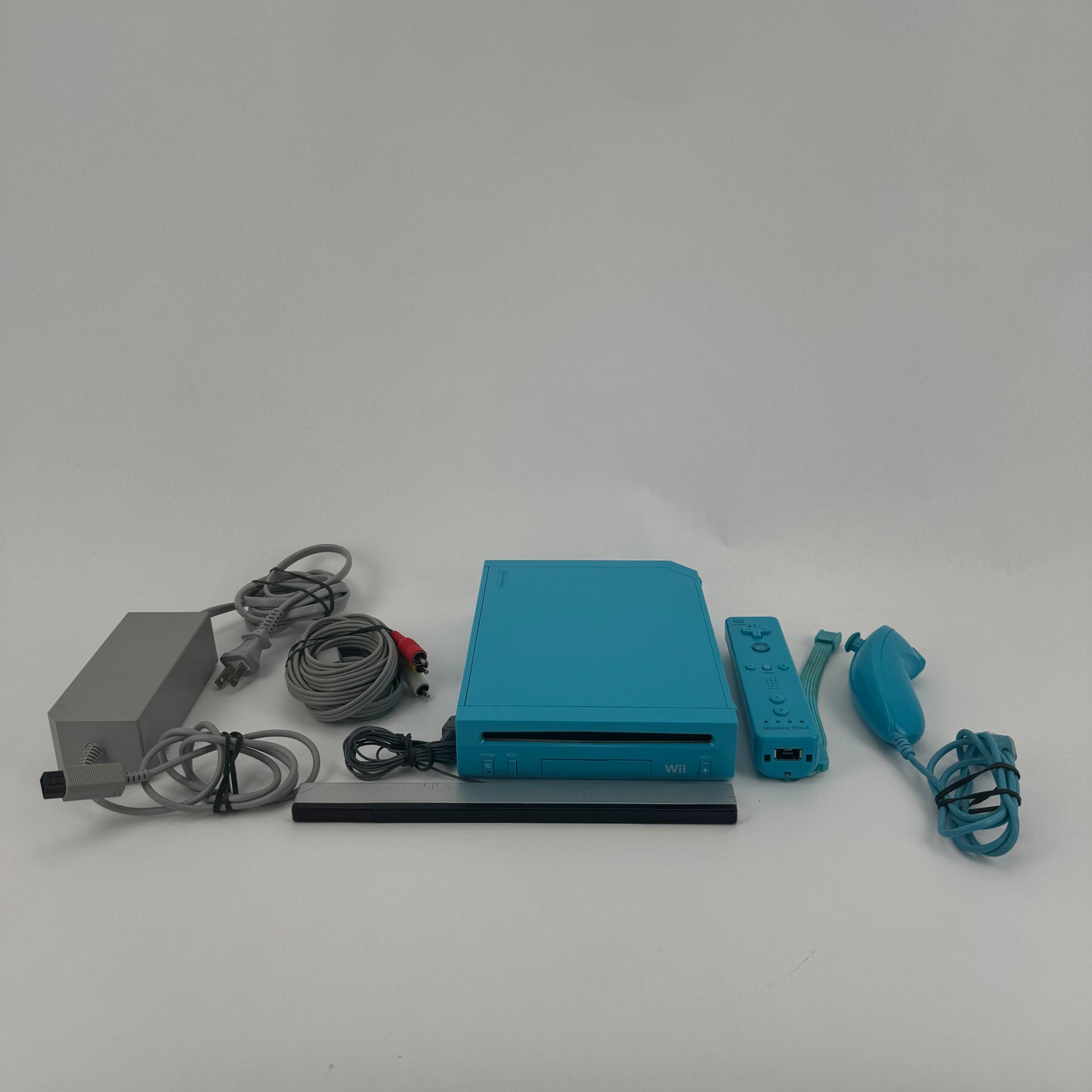 Limited Edition Nintendo Wii Blue  Console RVL-101