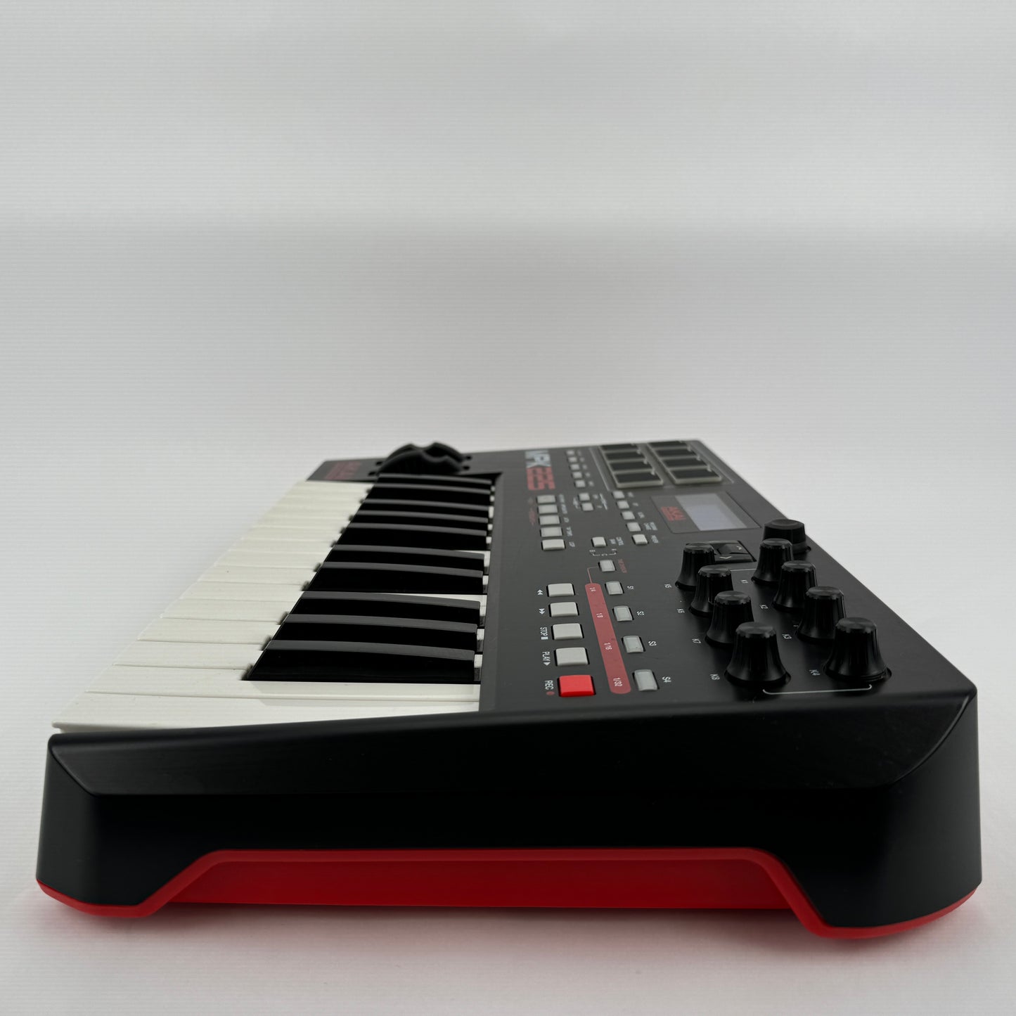 Akai Professional  MPK225 USB MIDI Keyboard Controller