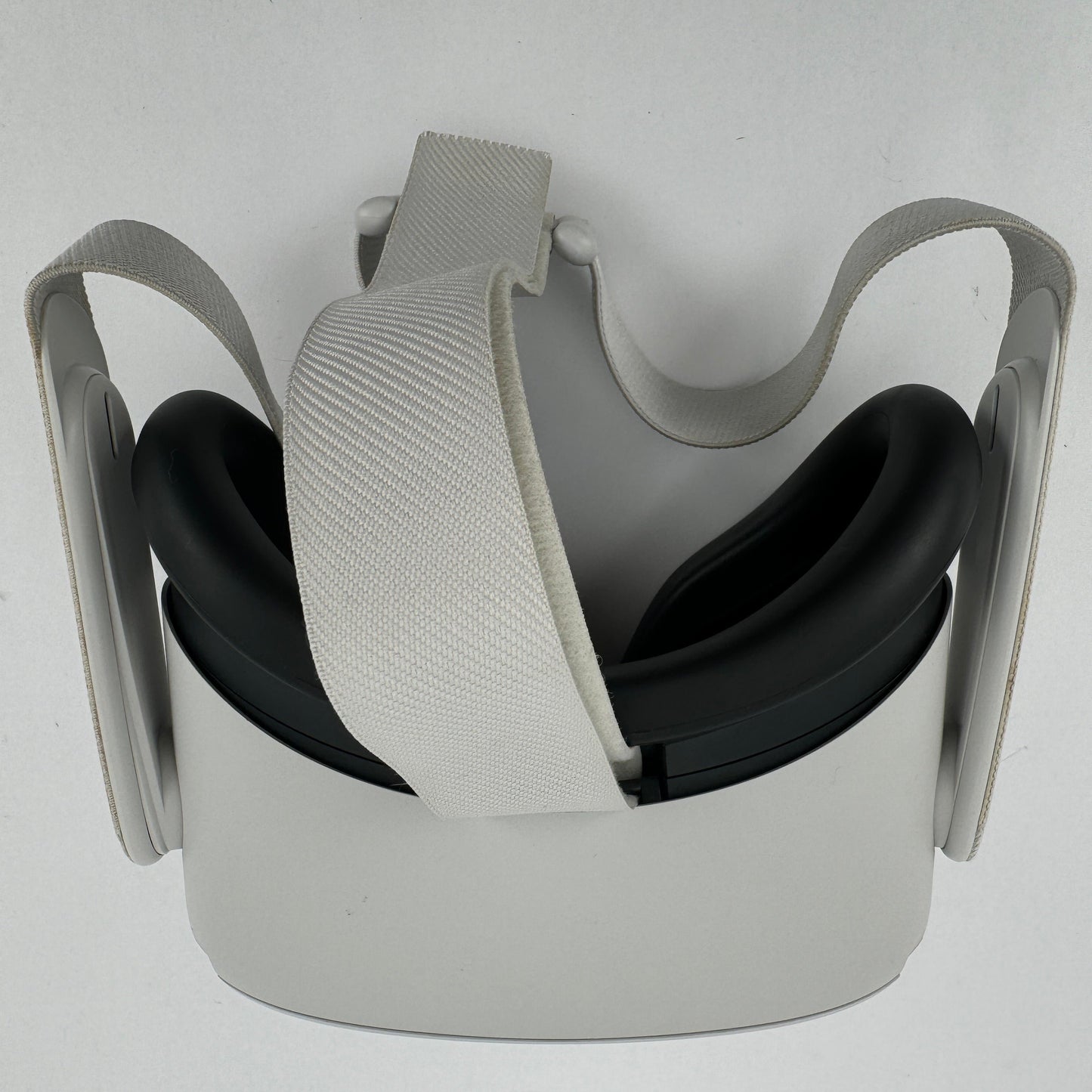 Meta Quest 2 128GB Standalone All-in-One VR Headset KW49CM