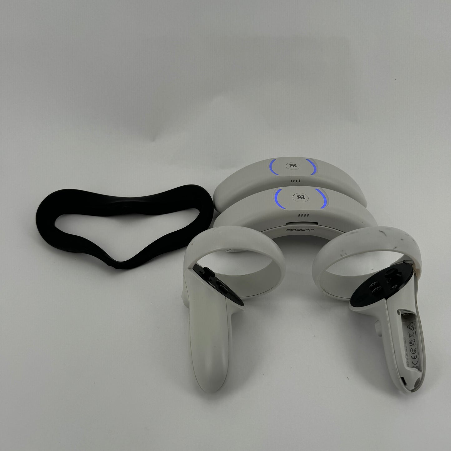 Meta Quest 2 128GB Standalone All-in-One VR Headset KW49CM READ BELOW