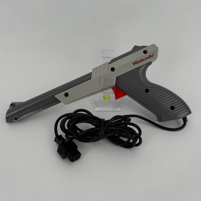 Nintendo NES Zapper Wired Controller NES-005 Gray Rare 1985 NES Gun