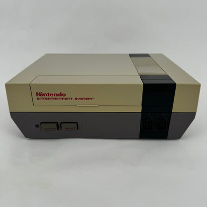 Nintendo Entertainment System NES Video Game Console Complete NES-001 Gray