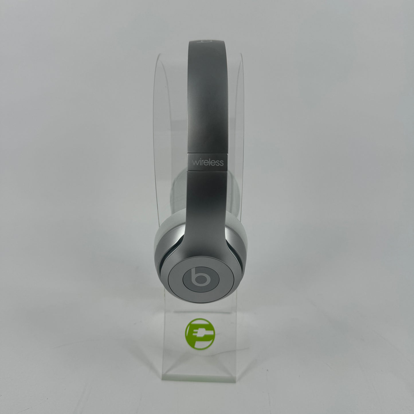 Beats Solo2 Wireless On-Ear Bluetooth Headphones Silver B0534