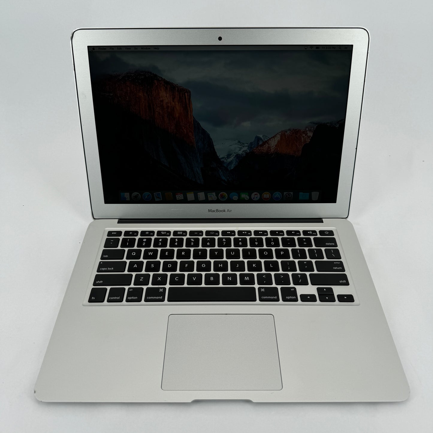 2015 Apple MacBook Air 13" i5 1.6GHz 4GB RAM 256GB SSD Silver A1466