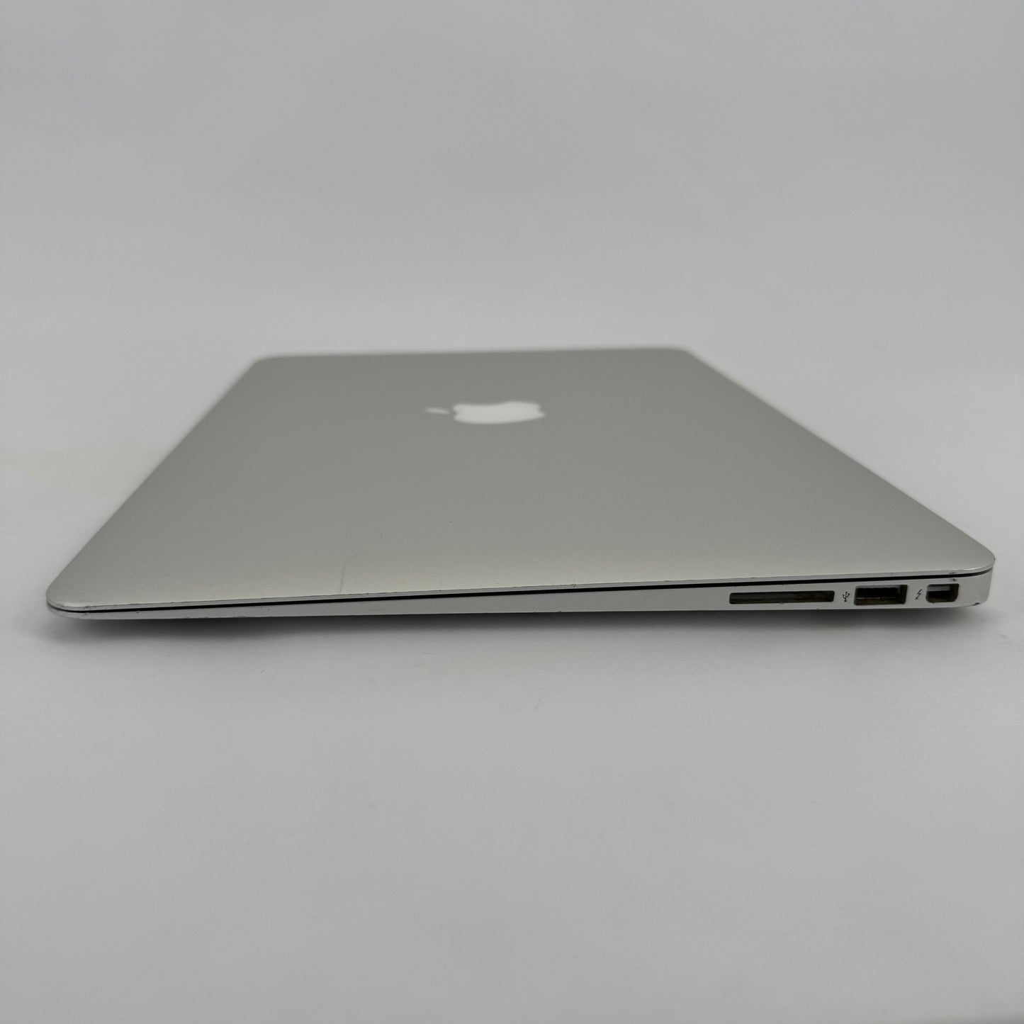 2015 Apple MacBook Air 13" i5 1.6GHz 4GB RAM 256GB SSD Silver A1466