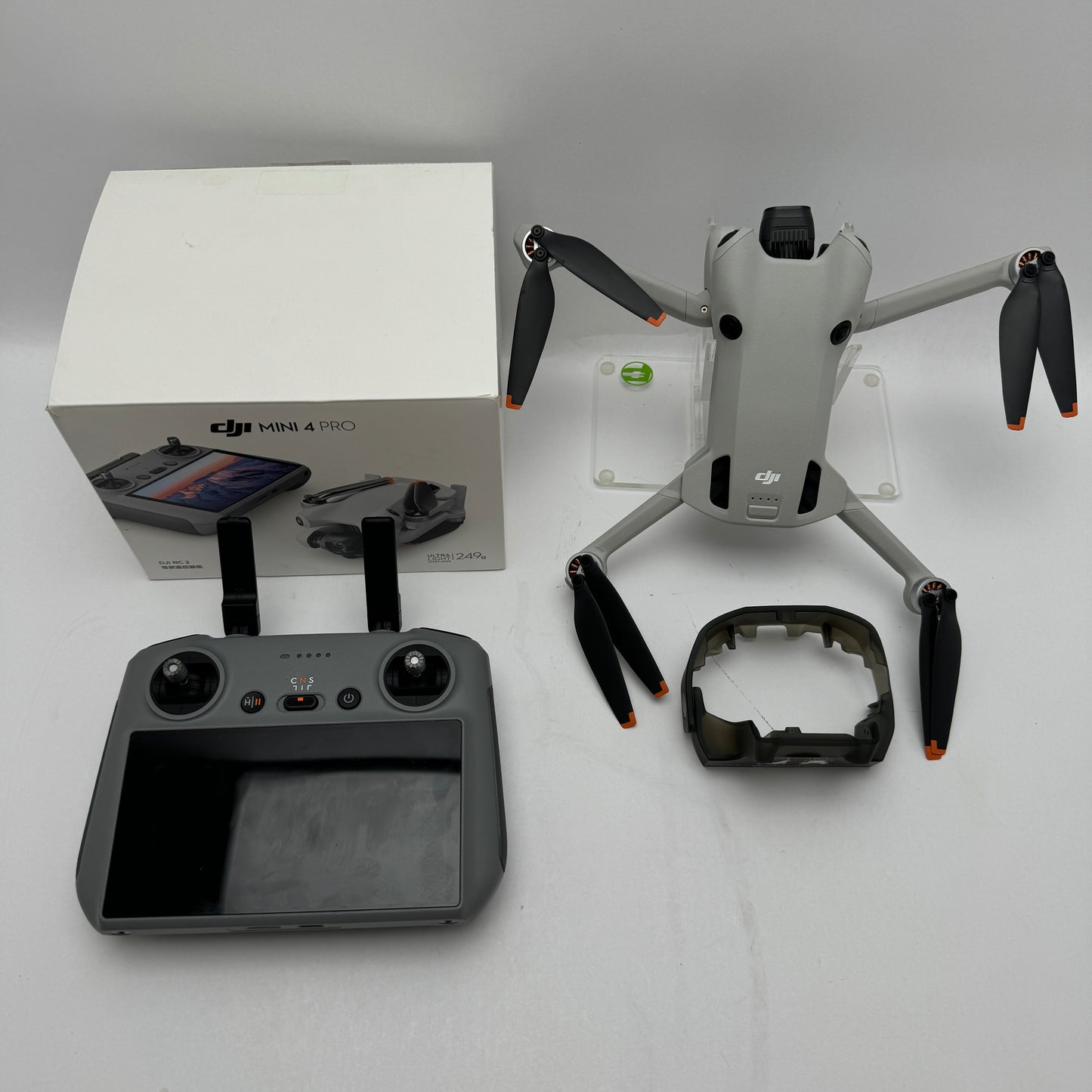 DJI Mini 4 Pro 4K Camera Drone MT4MFVD